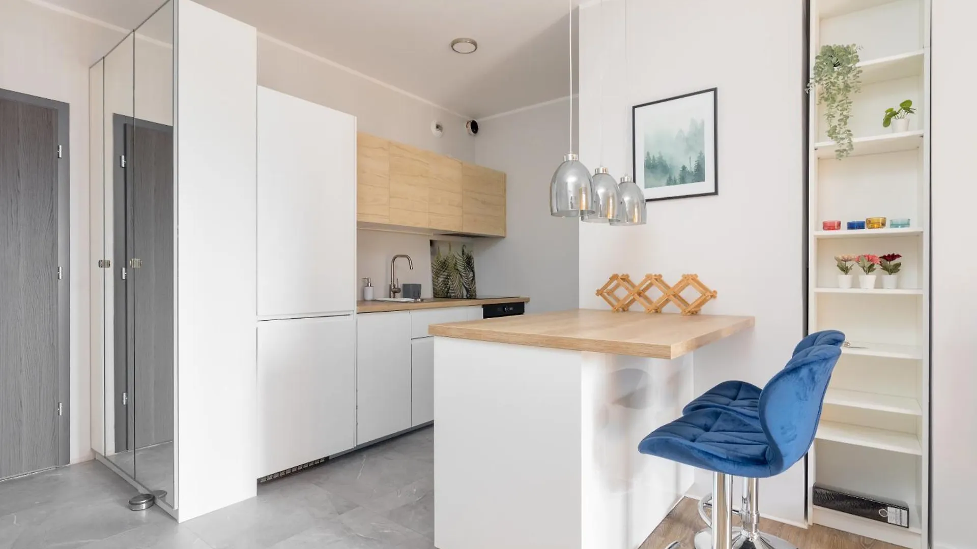 ורשה Park Szczesliwicki Charming Apartment 0*,  פולין