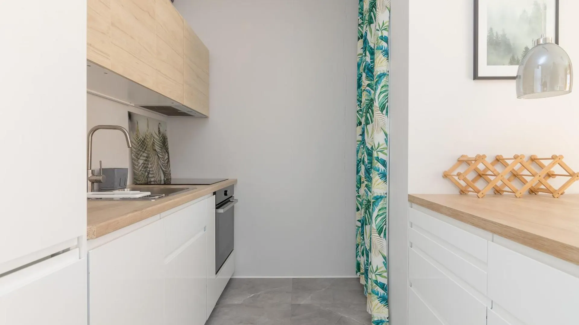 Park Szczesliwicki Charming Apartment Warsaw Poland