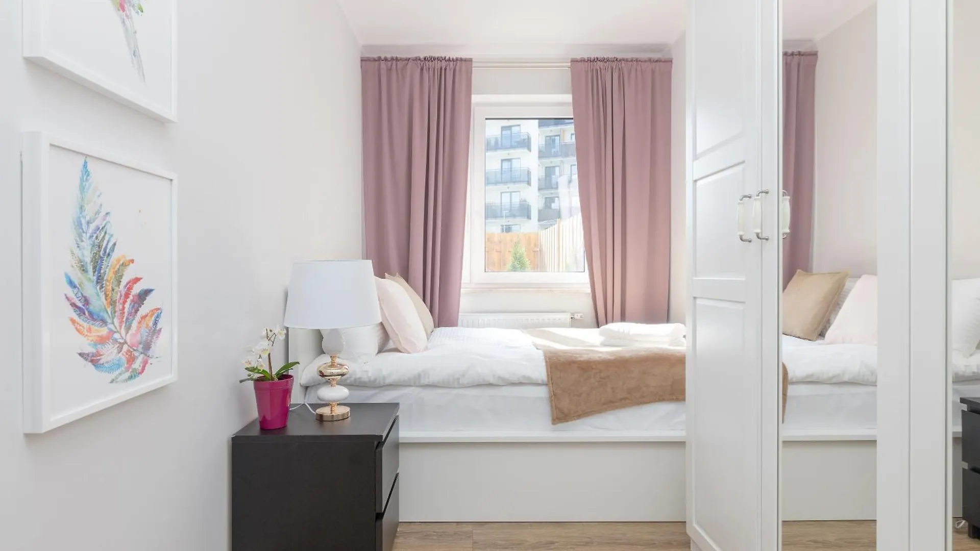 Park Szczesliwicki Charming Apartment Warsaw
